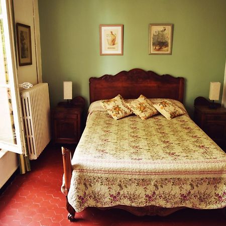 Embarben Maison D'Hotes Saint-Chamas Екстериор снимка