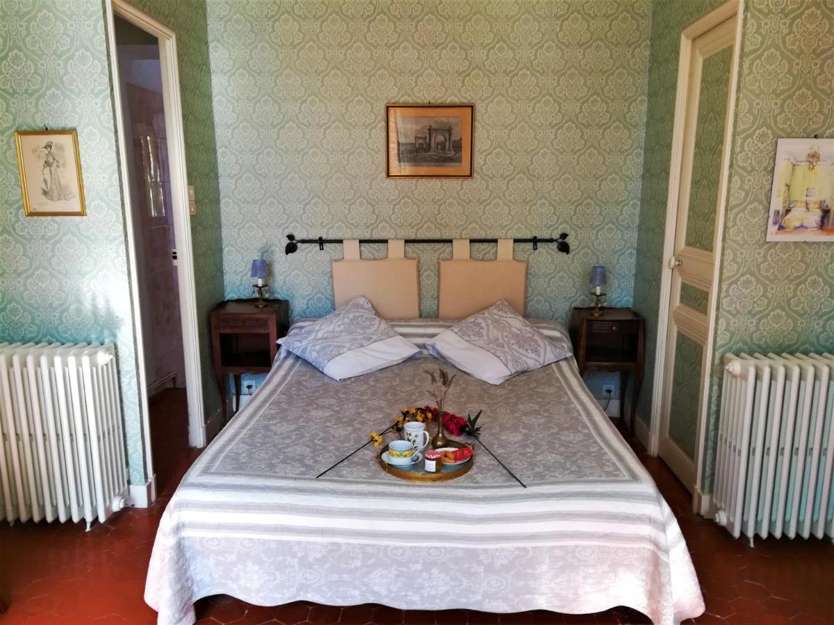 Embarben Maison D'Hotes Saint-Chamas Екстериор снимка