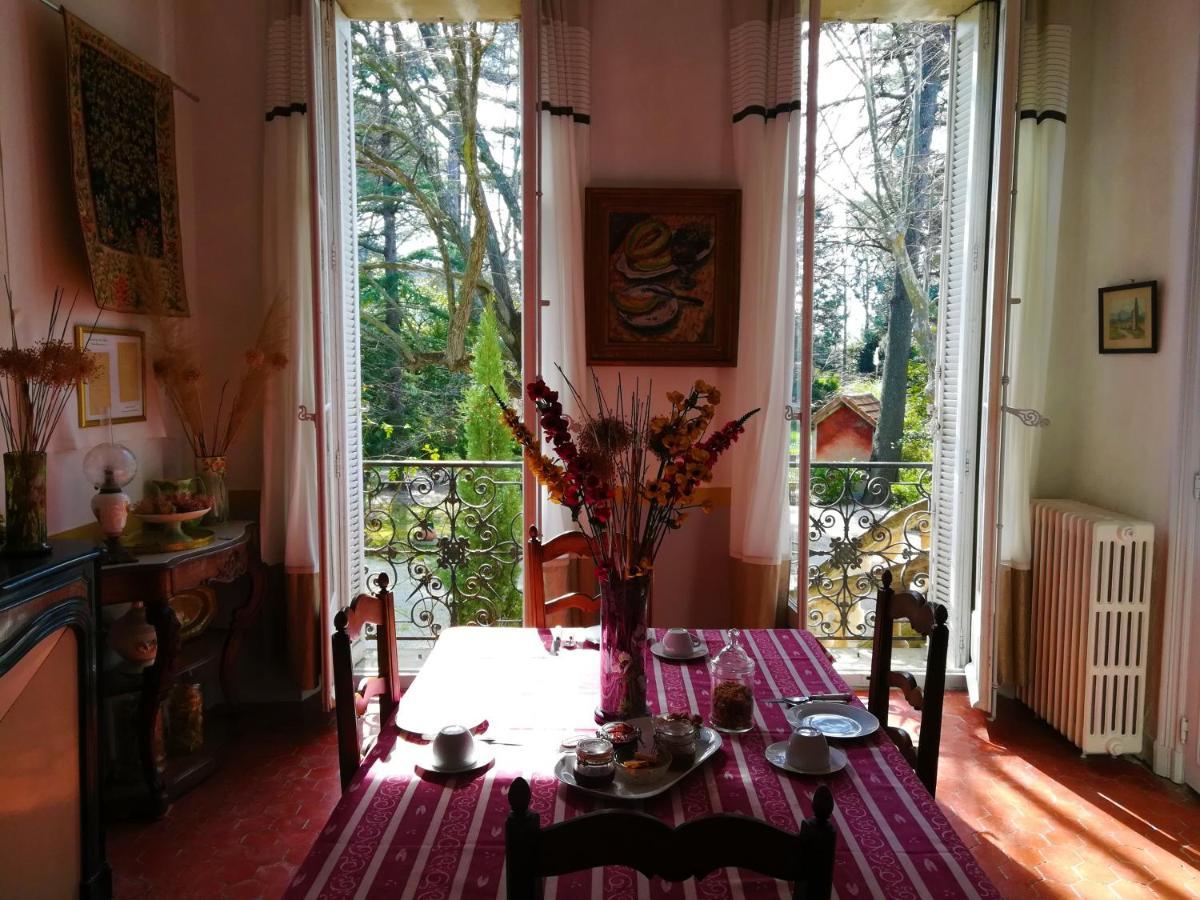 Embarben Maison D'Hotes Saint-Chamas Екстериор снимка