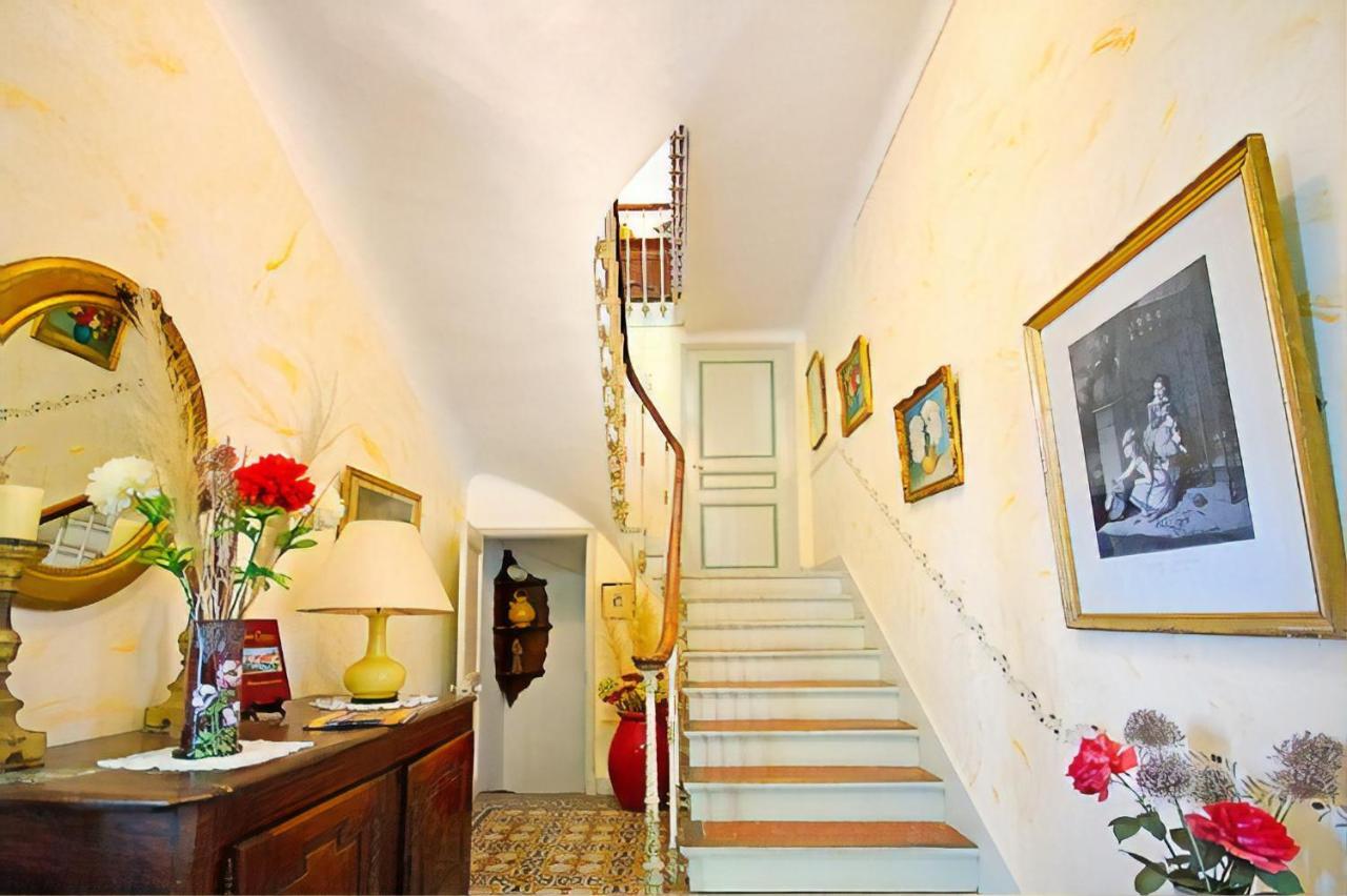 Embarben Maison D'Hotes Saint-Chamas Екстериор снимка
