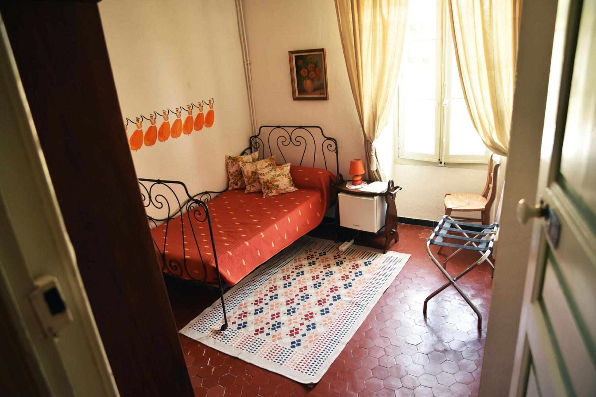 Embarben Maison D'Hotes Saint-Chamas Екстериор снимка